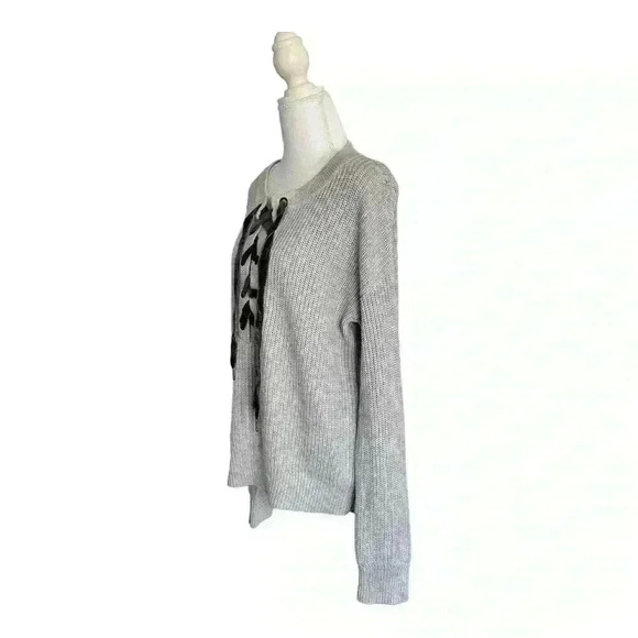 Rails Gray Cable Knit Lace Up Long Sleeve Sweater Women’s Size M - Picture 3 of 9